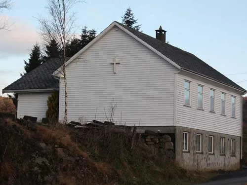 Ovre-Vats-bedehus_web